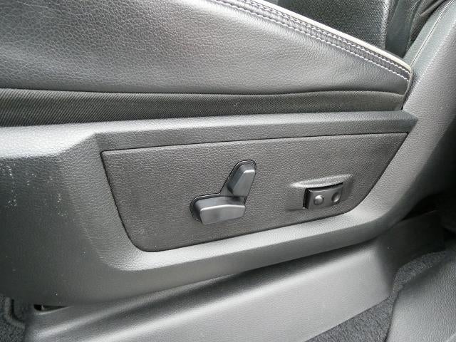 2019 RAM 2500 Laramie Crew Cab 4x4 6'4' Box