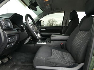 2021 Toyota Tundra 4WD 4WD SR5 CrewMax 5.5' Bed 5.7L (SE)