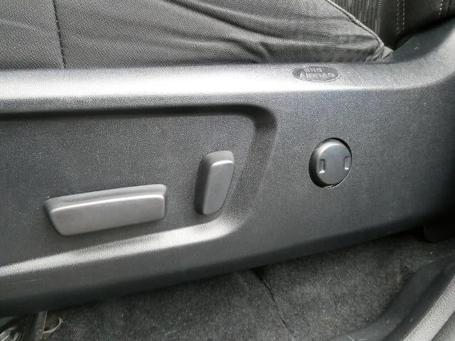 2021 Toyota Tundra 4WD 4WD SR5 CrewMax 5.5' Bed 5.7L (SE)