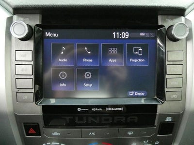 2021 Toyota Tundra 4WD 4WD SR5 CrewMax 5.5' Bed 5.7L (SE)