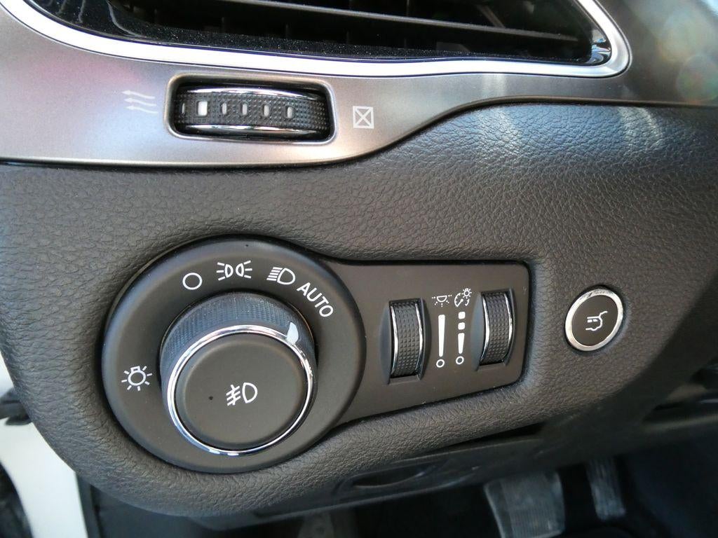 2019 Jeep Cherokee Overland 4x4