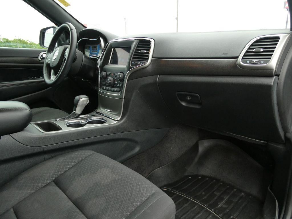 2018 Jeep Grand Cherokee Laredo 4x4
