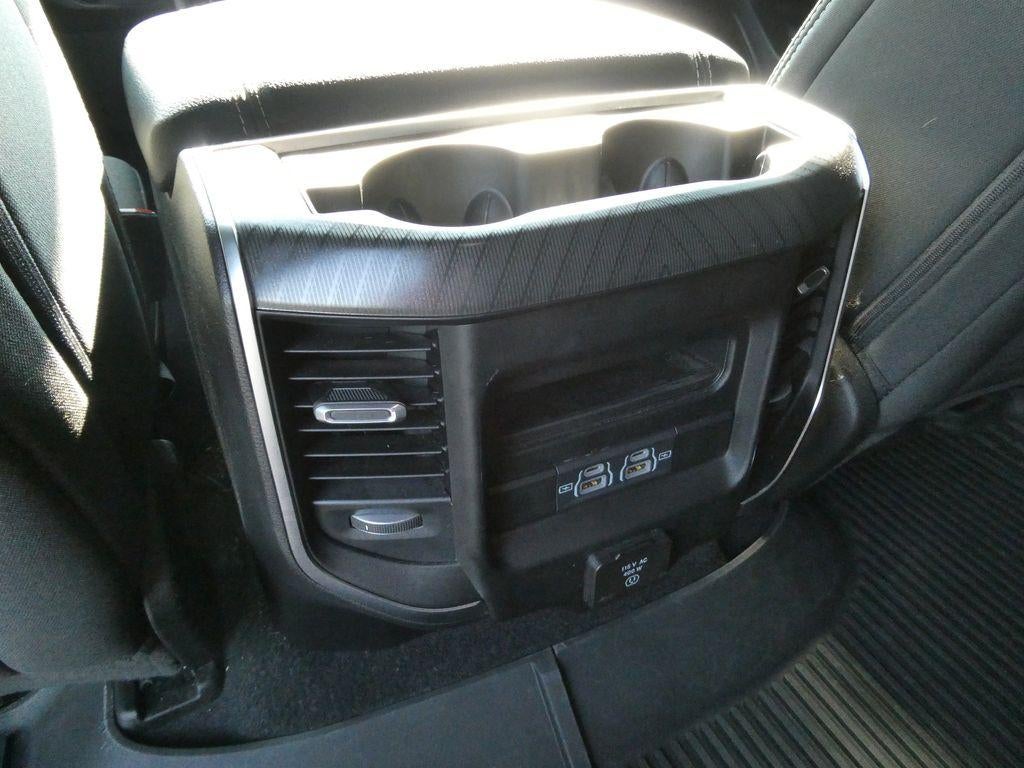 2025 RAM 1500 Big Horn Crew Cab 4x4 5'7" Box