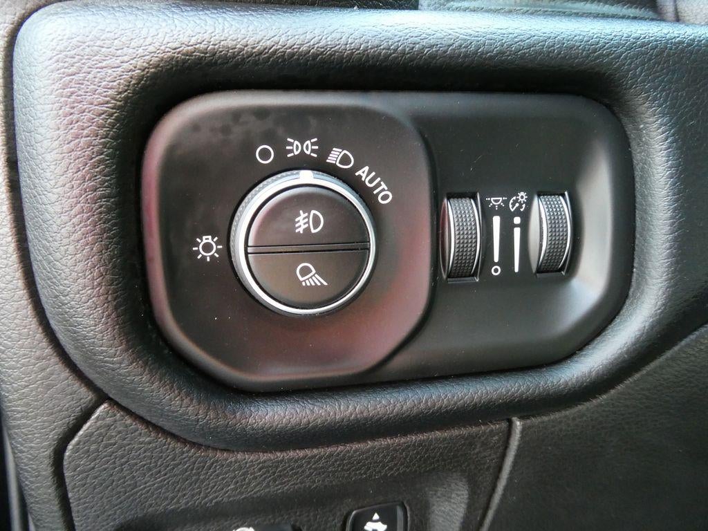 2021 RAM 1500 Sport