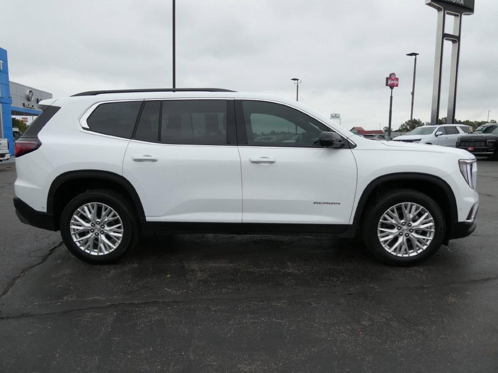 2025 GMC Acadia Elevation