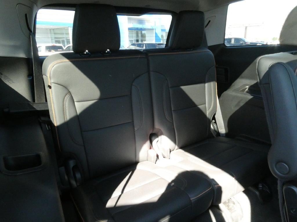 2022 GMC Acadia AT4
