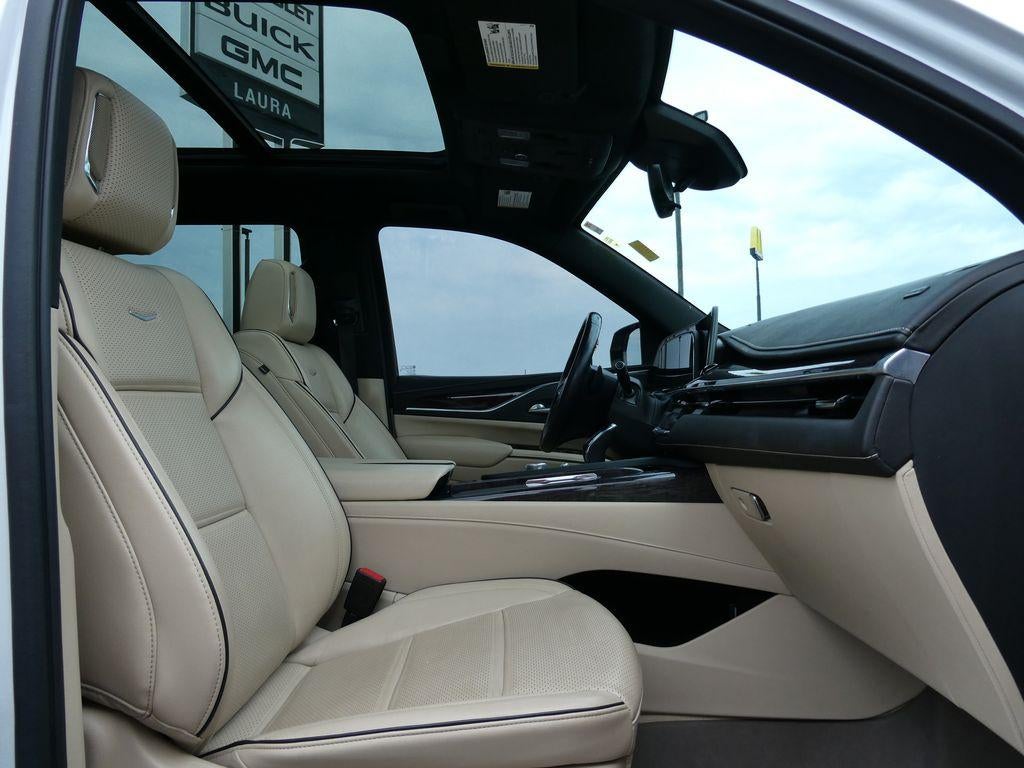 2022 Cadillac Escalade ESV Premium Luxury