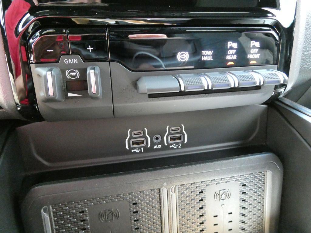 2026 RAM 2500 Big Horn Crew Cab 4x4 6'4" Box