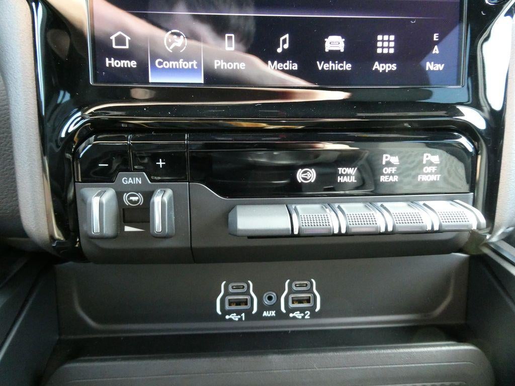 2026 RAM 2500 Big Horn Crew Cab 4x4 6'4" Box