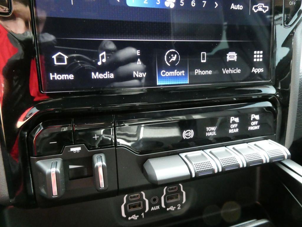 2024 RAM 2500 Base