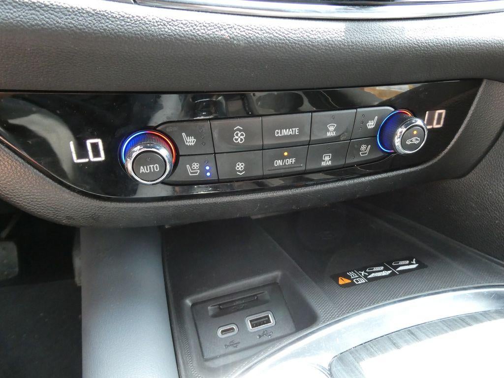 2023 Buick Enclave Premium