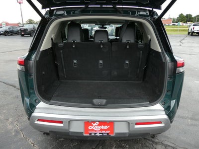 2023 Nissan Pathfinder SL 4WD