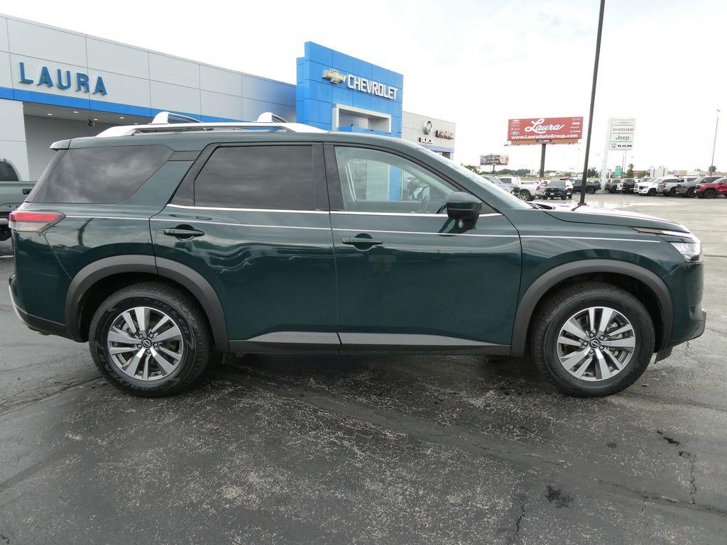 2023 Nissan Pathfinder SL 4WD