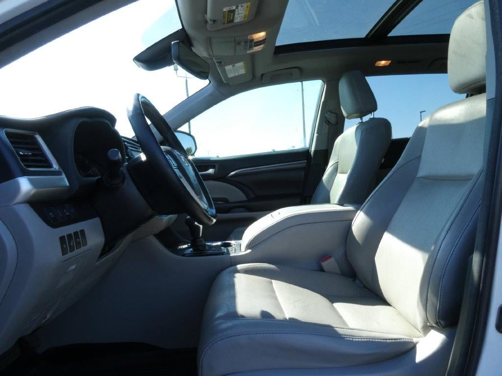 2017 Toyota Highlander Limited Platinum