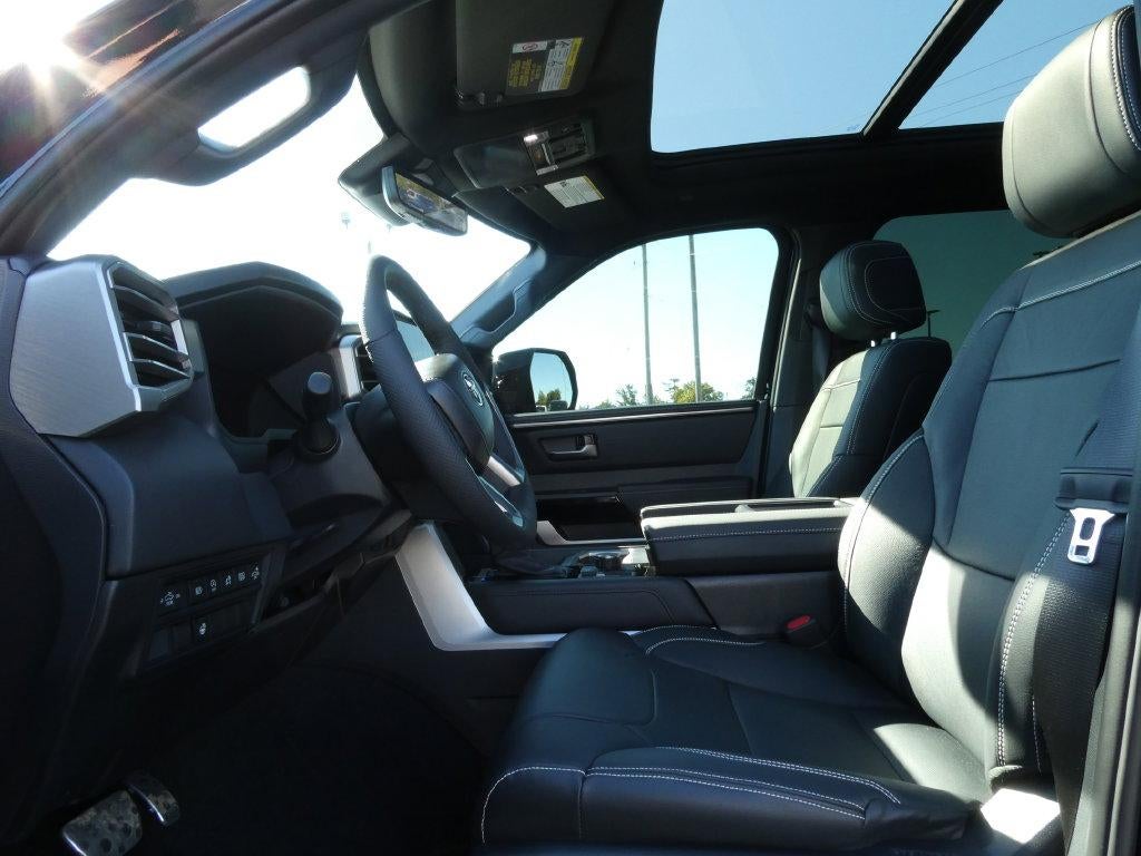 2026 Toyota Tundra Limited CrewMax 5.5' Bed