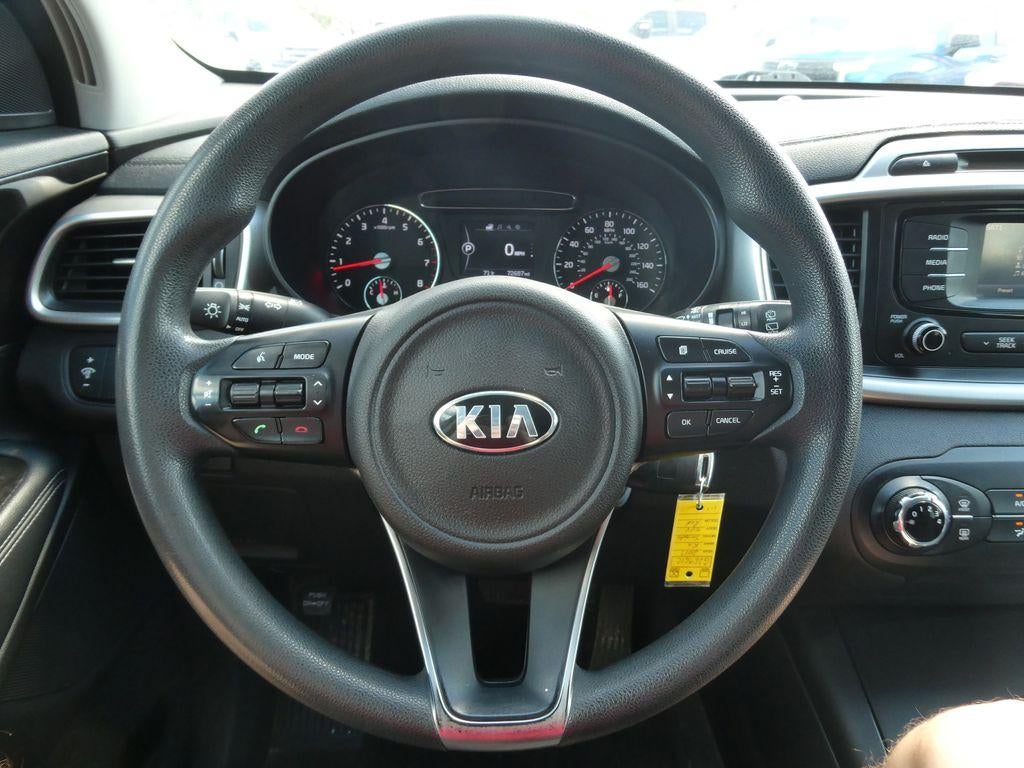 2017 Kia Sorento 2.4L LX