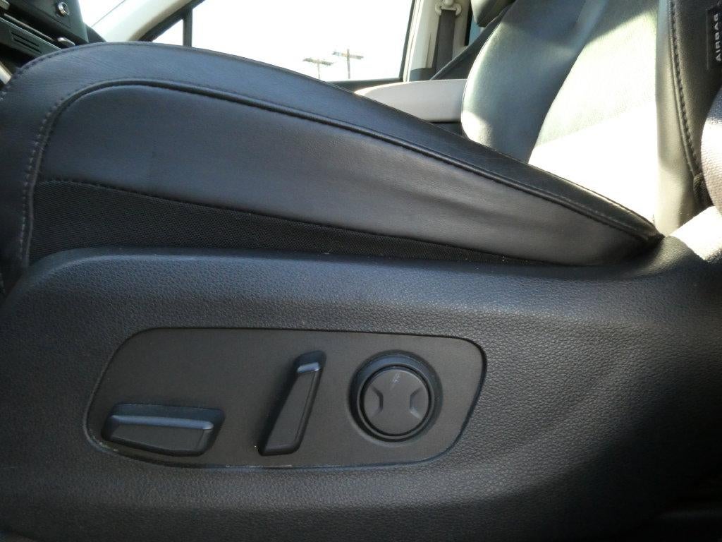 2023 Kia Carnival MPV LX Seat Package